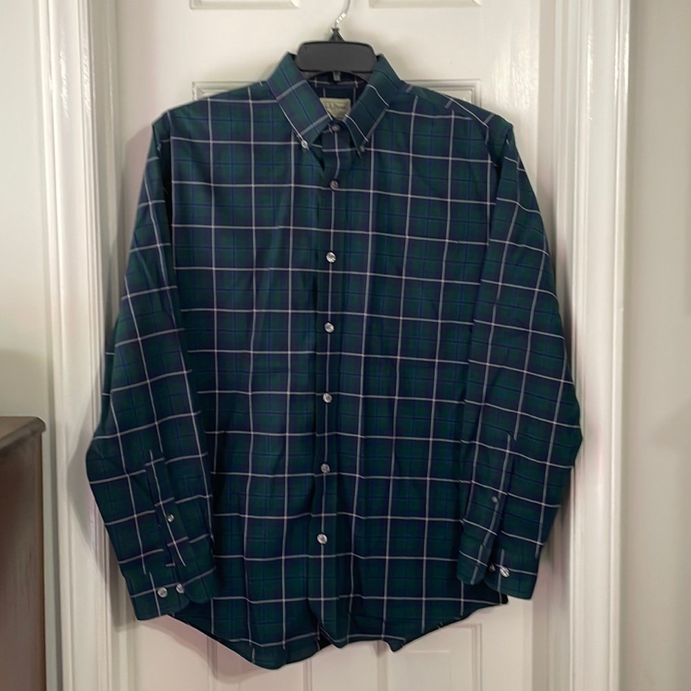 L.L. Bean Traditional Fir Plaid med button up shirt